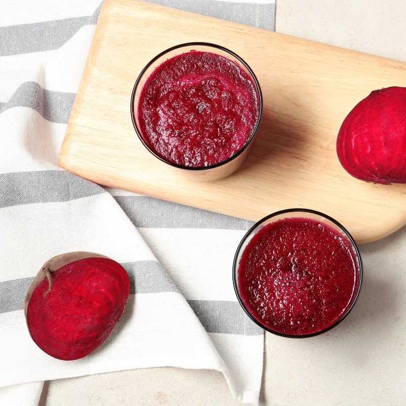 "Beets Mode" Smoothie for Dogs [RECIPE]