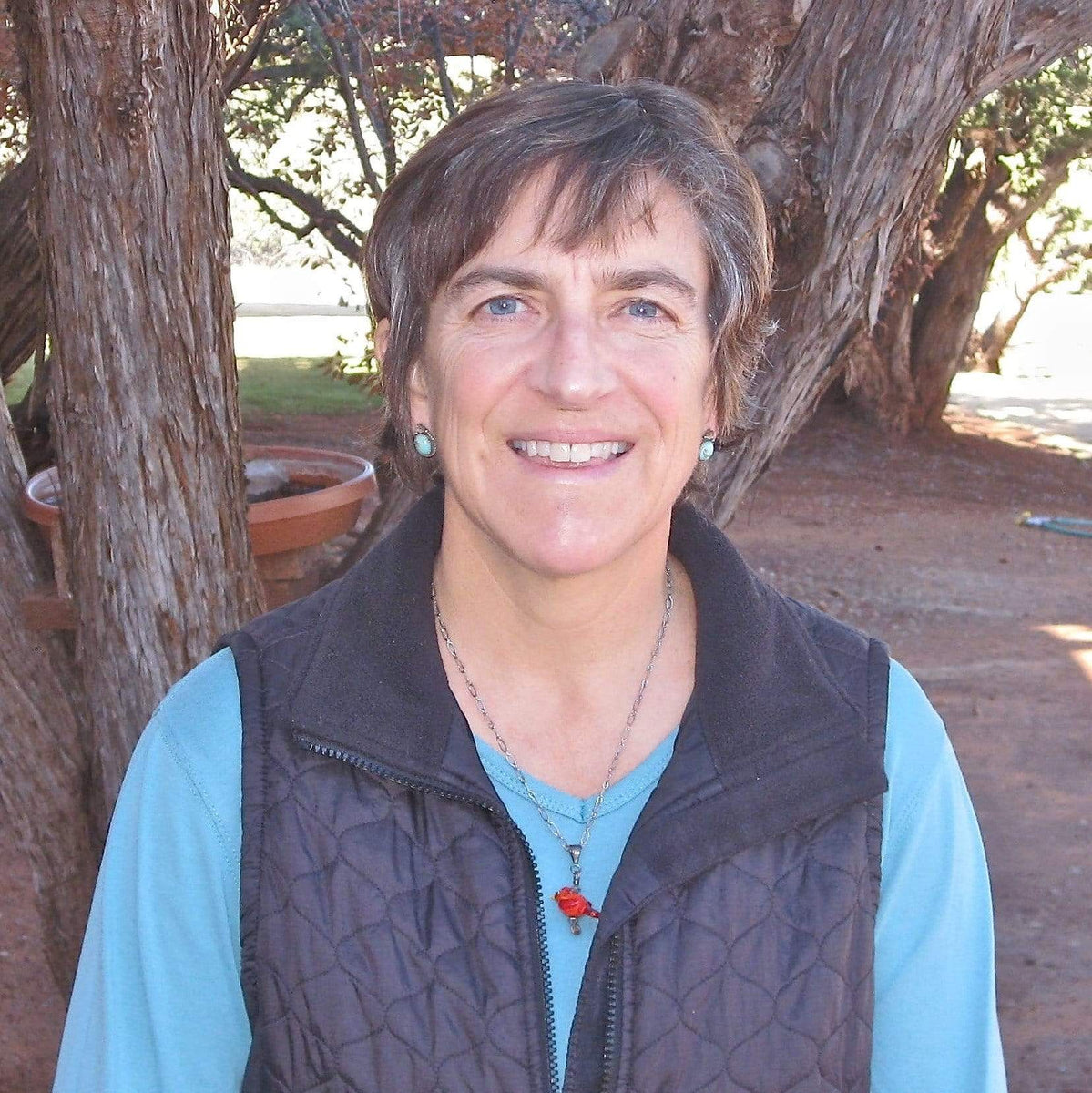 Dr. Marybeth Minter – v-dog
